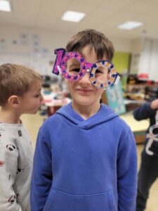 Ateliers pour les GS-CP et CP-CE1 pour notre 100ème jour d’école